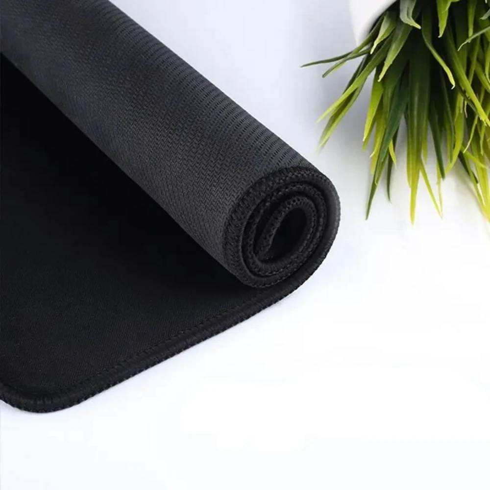 UGREEN 40405 LARGE GAMING MOUSE PAD – BLACK - Image 3